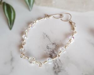 Vintage Glass Crystal Non-Tarnishing Silver Bracelet