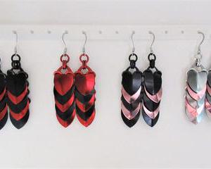 Scalemaille Earrings - 5 Scales, Black, Red, Pink