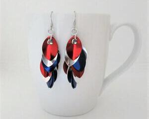 Scalemaille Earrings - Shaggy Scales, Red, Silver, Blue