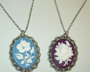 Victorian Cameo Pendant Necklace