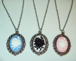 Victorian Rose Cameo Pendant Necklace