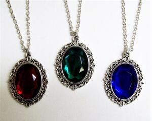 Czech Glass Faceted Cabochon Pendant Necklace
