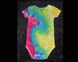 24mo. bodysuit - Rainbow wave