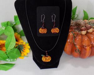 chainmaille pumpkins earring and pendant set with stainless steel findings, French lever earring wires, leather cord with lobster claw clasp, handmade in the USA by RainbowMaille