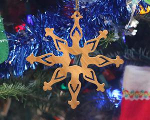 Handcrafted wood moose family stacking puzzle, ideal for children of all ages. Created in a traditional Toymakers Shop using woodworking tools, each piece is meticulously sanded and finished for lasting beauty and durability.