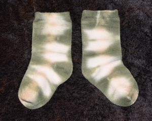 Size 3 Infant Socks - Green, Ecru