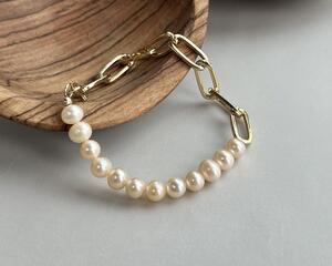 Pearl and paperclip chain bracelet