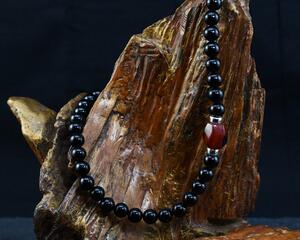 Asymmetrical Red Agate and Onyx beaded necklace.