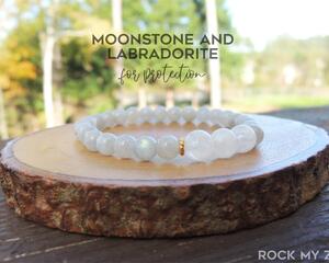 6mm Moonstone and Labradorite Elastic Beaded Bracelet by Rock My Zen