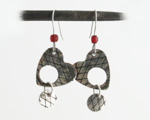 Silver Heart faceted garnet articulated Dangle Earrings