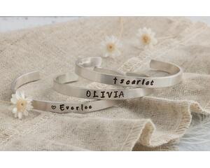 Sterling silver children's name bracelet. 