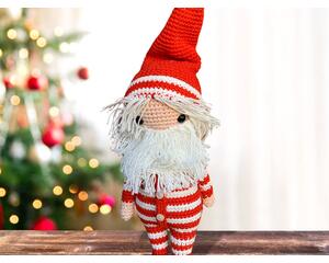 Santa figurine, father christmas figures, crochet father christmas, figurine santa claus, christmas santa figurines, santa claus figurines for sale, santa figurines for sale, small santa figurines, small santa claus figurines, christmas santa claus figurines, mrs claus standing figure, santa claus standing figure,