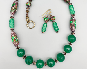 Necklace set | Vibrant green mid-century glass beads