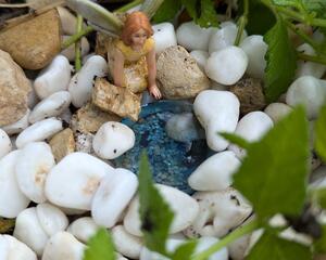 Miniature Fairy Garden Pond, Fairy Pond, Miniature Pond, Fairy Garden Accessory, Miniature Terrarium Pond, Terrarium Pond, Wee Fairy Pond, Terrarium Miniature Pond, Baby Pond for garden, gifts for her, Fairy accessory, Miniature garden pond, wee item