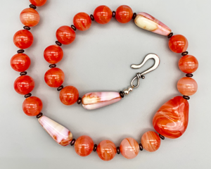 Necklace set | Orange is the new black — fabulous vintage Japanese and European orange/white/clear glass beads