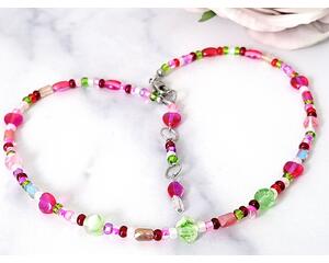 Pink and green glass beaded choker necklace.