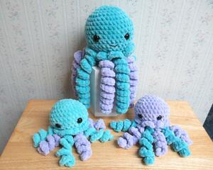 Plush Jellyfish Mama and Babies, Set of 3