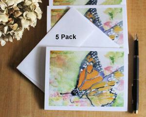 5 pack of note cards adorned with a print of my monarch butterfly watercolor painting. Includes white envelopes. All occasion card.
