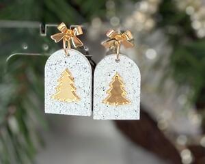 Christmas tree earrings