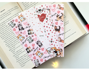 this bookmark set comes with four laminated bookmarks