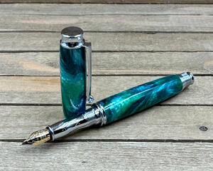 Gold plated steel nib custom resin fountain pen