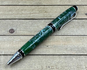 emerald green and silver cigar style ballpoint pen