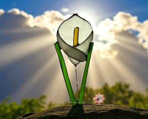 Calla Lily stained glass suncatcher