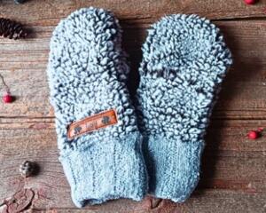 Handmade kids ages 5, 6, 7 years old sized mittens made from an upcycled fluffy gray fleece jacket. Perfect for winter holiday gift giving. 