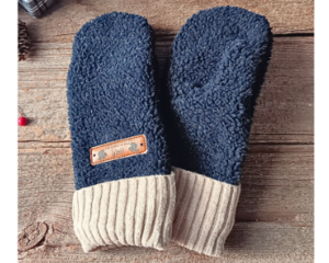 Handmade kids ages 8, 9, 10 years old sized double lined fleece mittens. Perfect for cold winter holiday gift giving. 