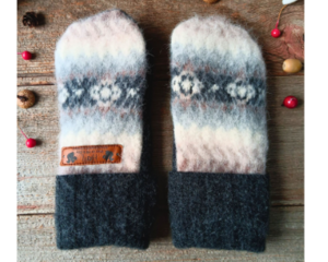 Handmade lambswool and angora rabbit hair child mittens for kids ages 5, 6, 7 years old. Perfect for winter holiday gift giving.