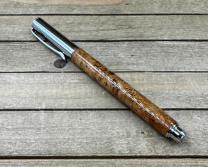 Cherry burl wood snap cap fountain pen