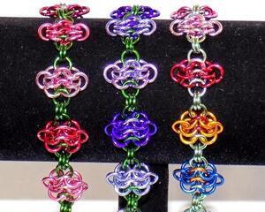 Valentine Roses chainmaille bracelet, handmade large rosettes European 4-in-1 pattern in anodized aluminum by RainbowMaille