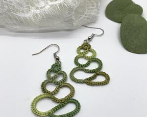 Green squiggly earrings