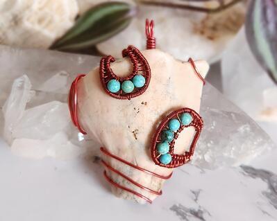 Conch Shell and Magnesite Red Copper and Aluminum Wire Wrapped Pendant