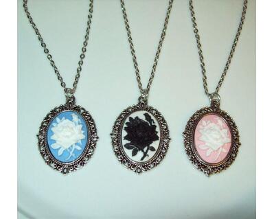 Victorian Rose Cameo Pendant Necklace, Old Fashioned Lace Setting