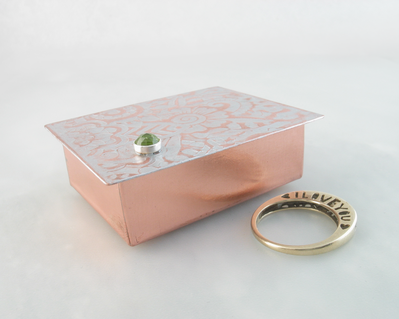tiny ring box genuine peridot gemstone on hinged lid