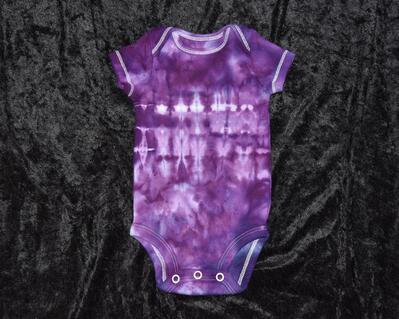 Newborn bodysuit - Purple