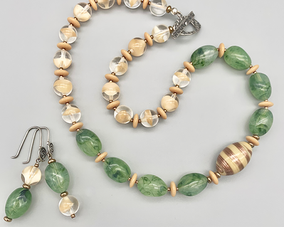 Necklace set | Vintage grape-green lucite, warm beige/tan givre glass rounds