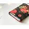 the inside of the padded kindle pouch matches the outside of autumn kindle cover