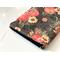the inside of the padded tablet pouch matches the outside of the autumn tablet cover