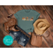 Cozy Thanksgiving Shirt with Turkeys Reading Books – Perfect Gift for Book Lovers