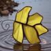 Mini Maple suncatcher in Yellow